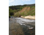 Пасха. Лишняя вода из водохранилища сбрасывается в реку Ольшанка