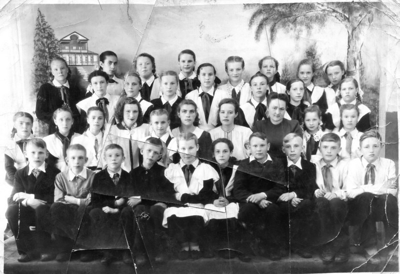 Класс 6-Д школа №5 23мая 1954год. Ртищево.